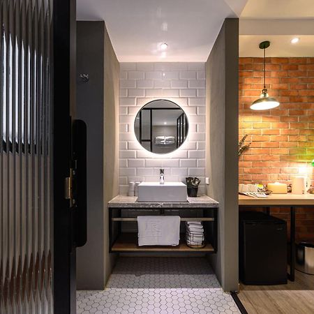Hotel East ไถจง ภายนอก รูปภาพ