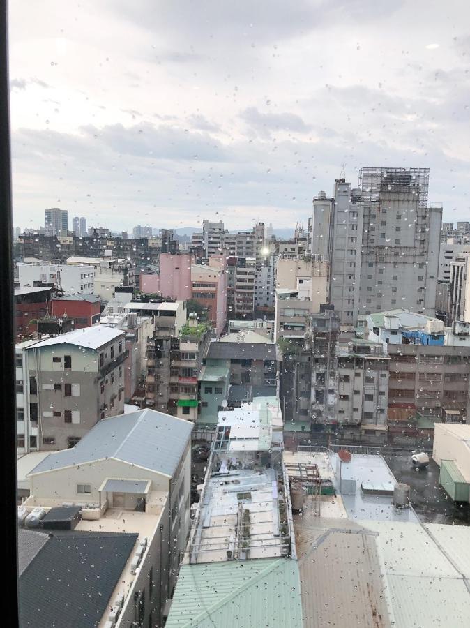 Hotel East ไถจง ภายนอก รูปภาพ