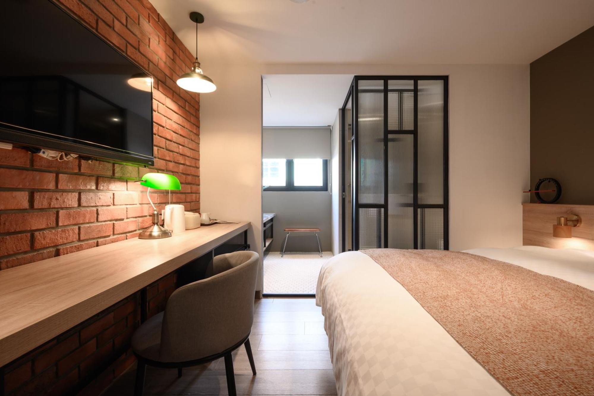 Hotel East ไถจง ภายนอก รูปภาพ