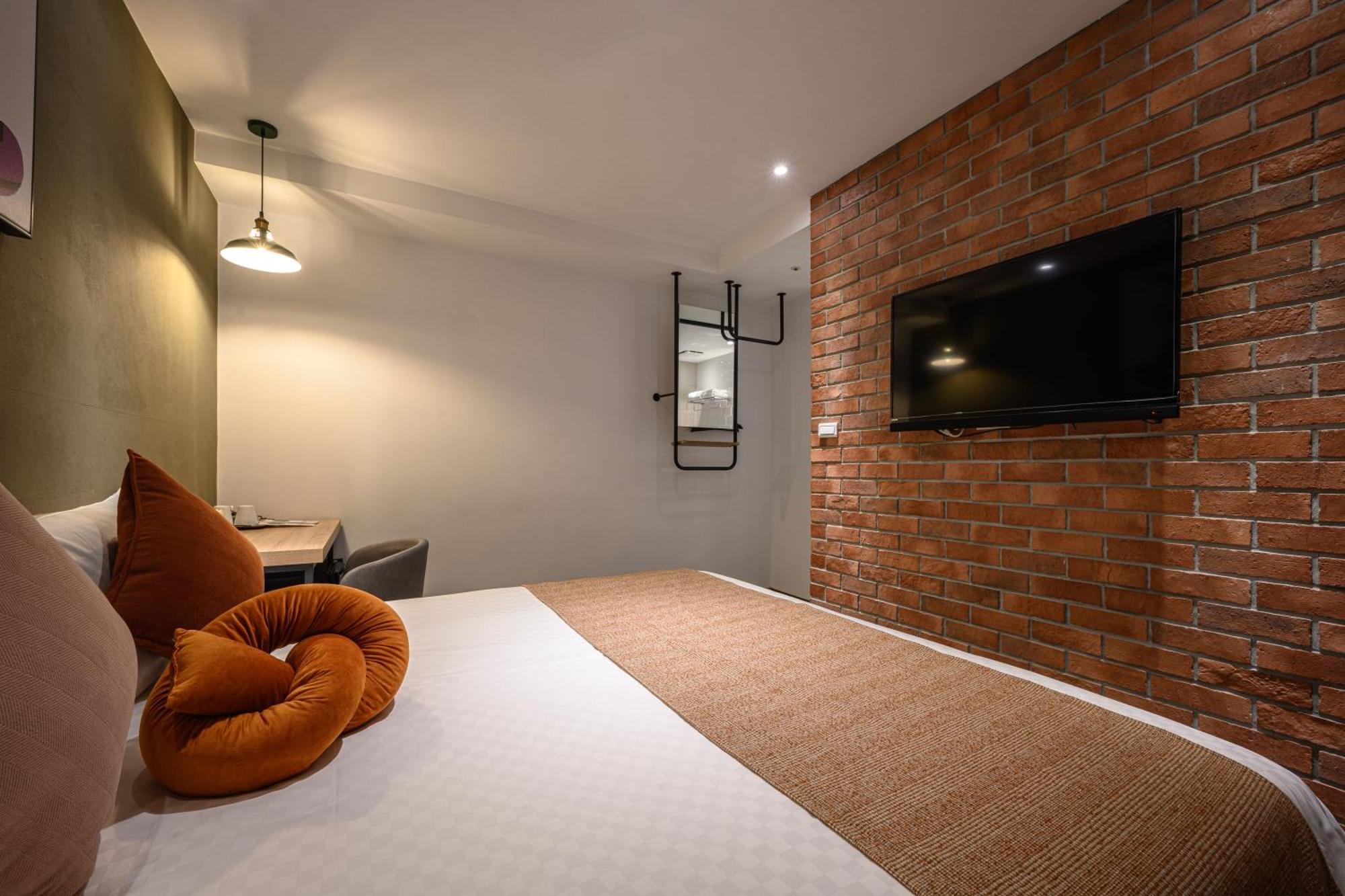 Hotel East ไถจง ภายนอก รูปภาพ