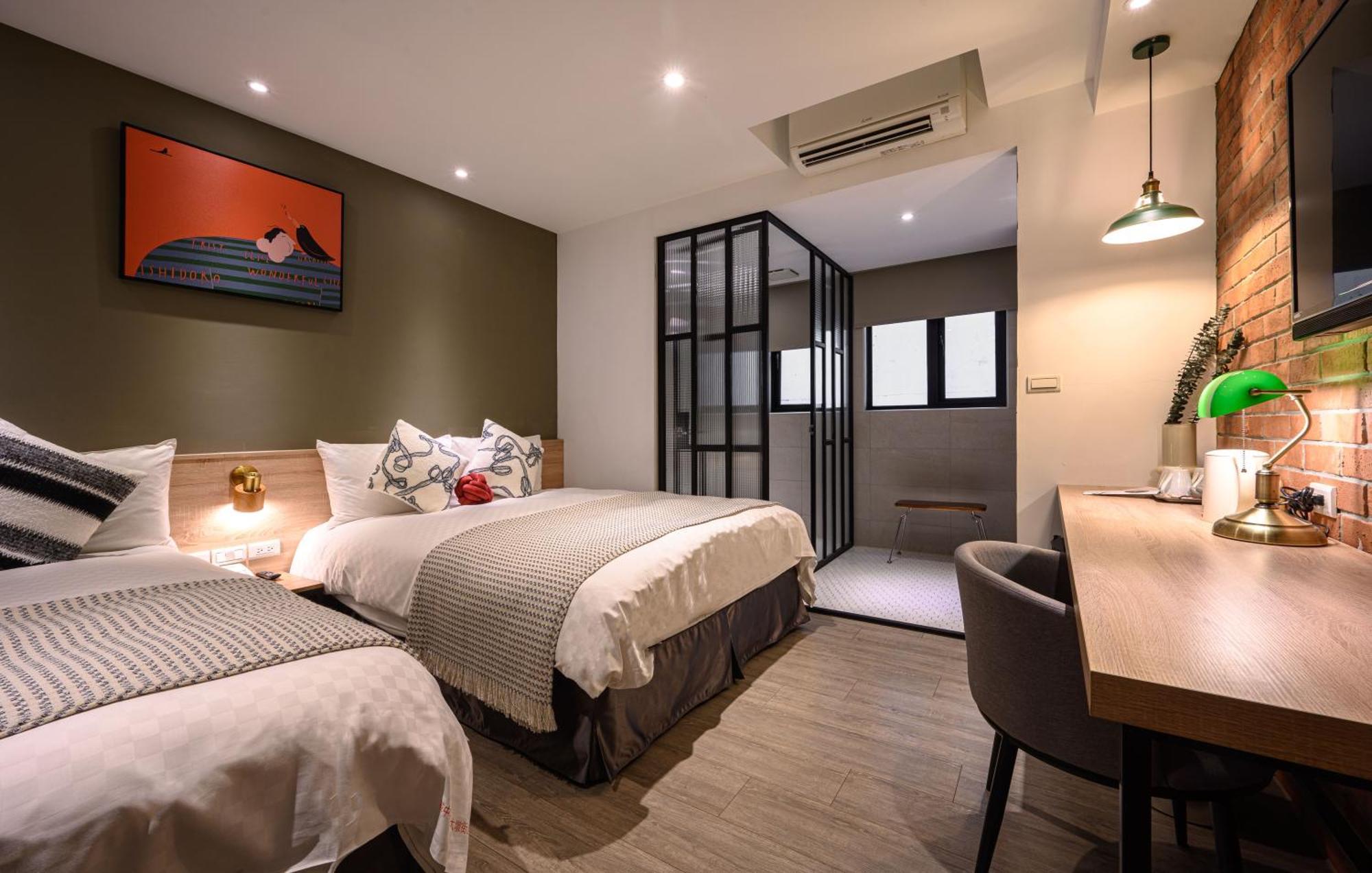 Hotel East ไถจง ภายนอก รูปภาพ
