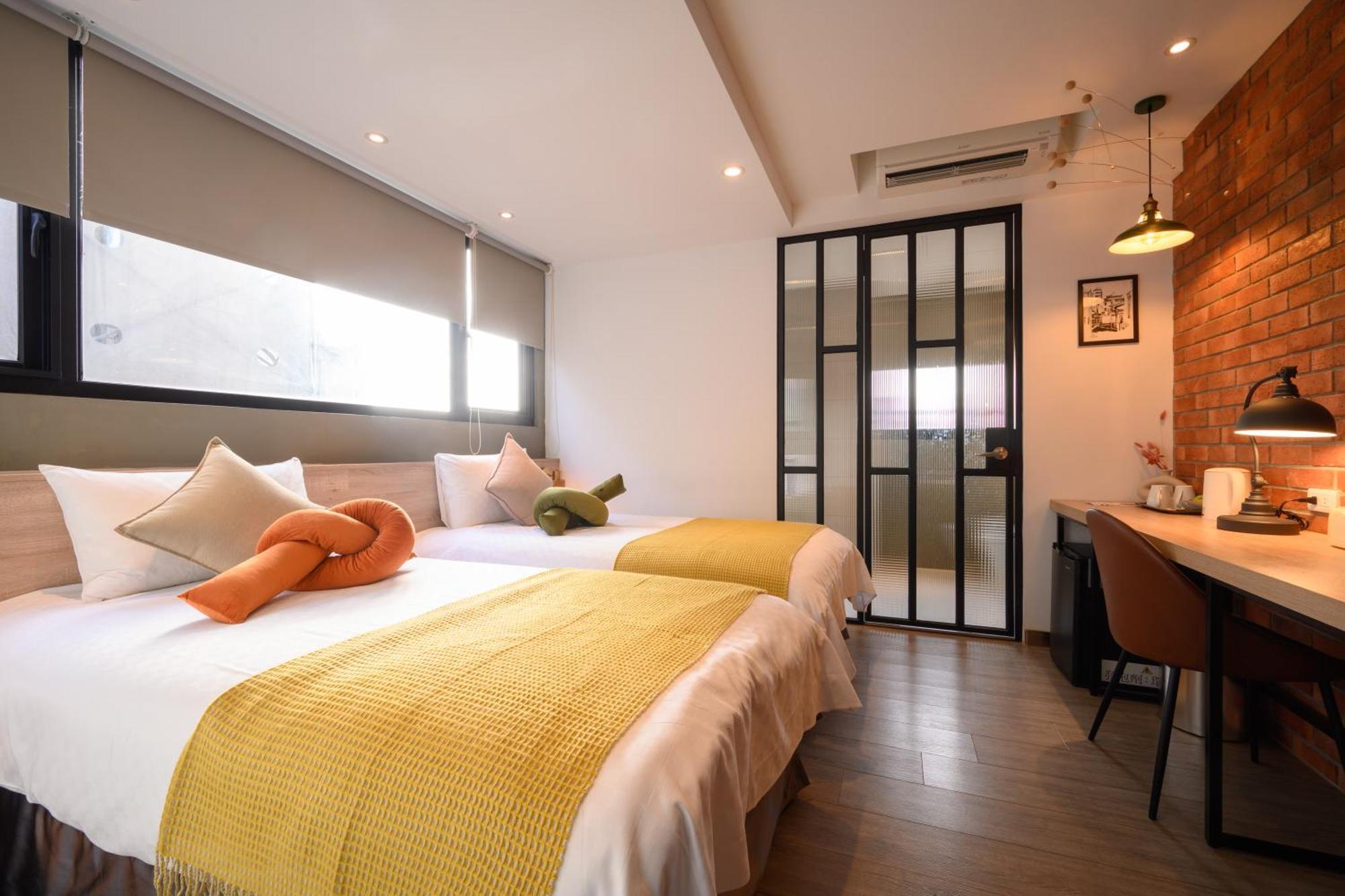 Hotel East ไถจง ภายนอก รูปภาพ