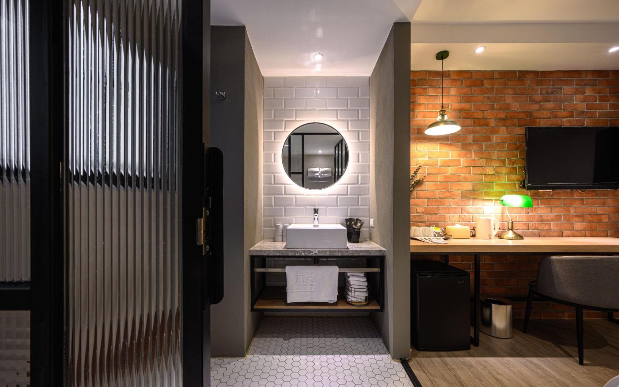 Hotel East ไถจง ภายนอก รูปภาพ