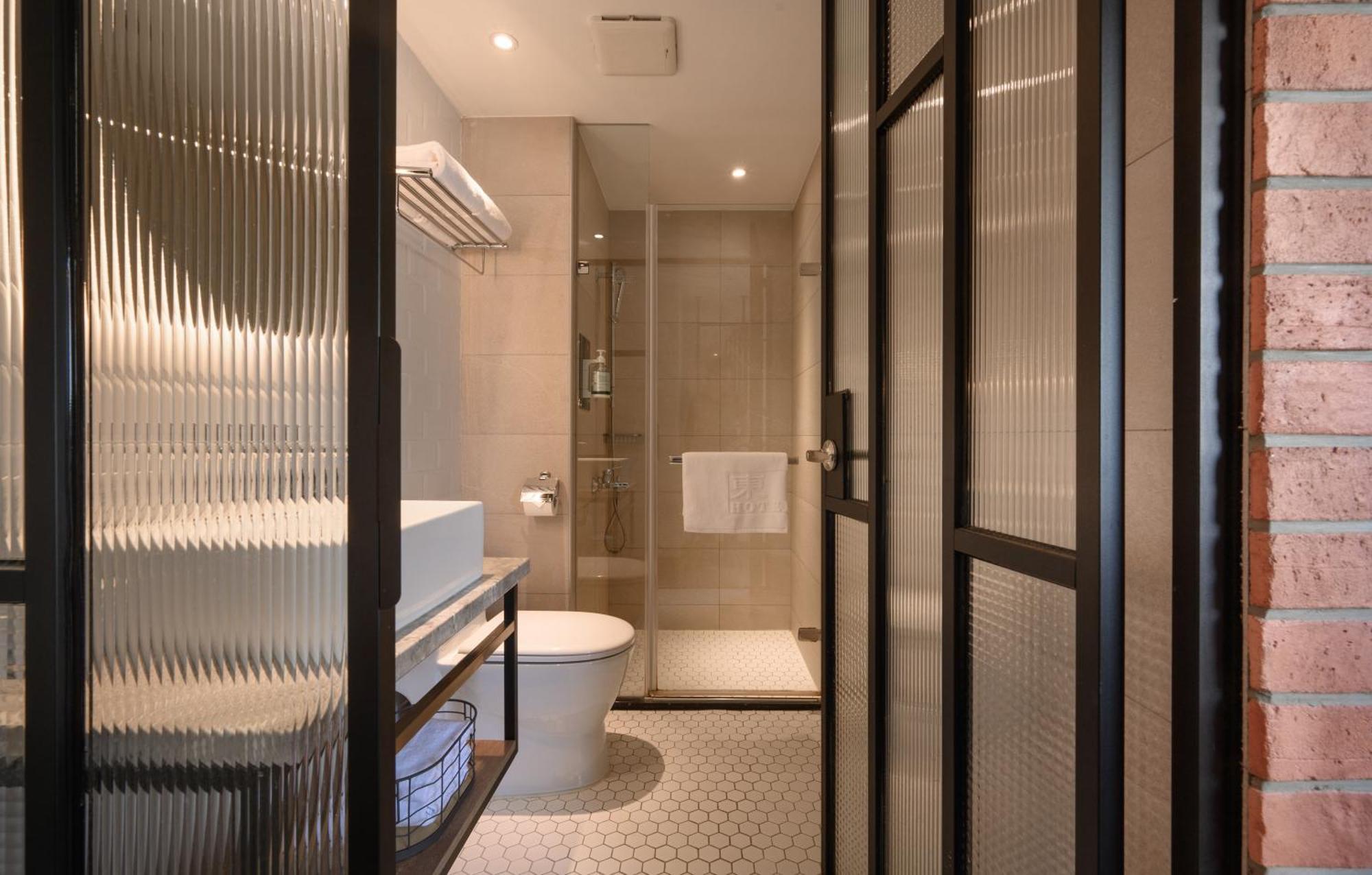 Hotel East ไถจง ภายนอก รูปภาพ